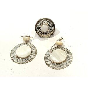 MOTHER OF PEARL WHITE ENAMEL GOLD HAMMERED SILVER RING Size 8 & EARRINGS SET EUC
